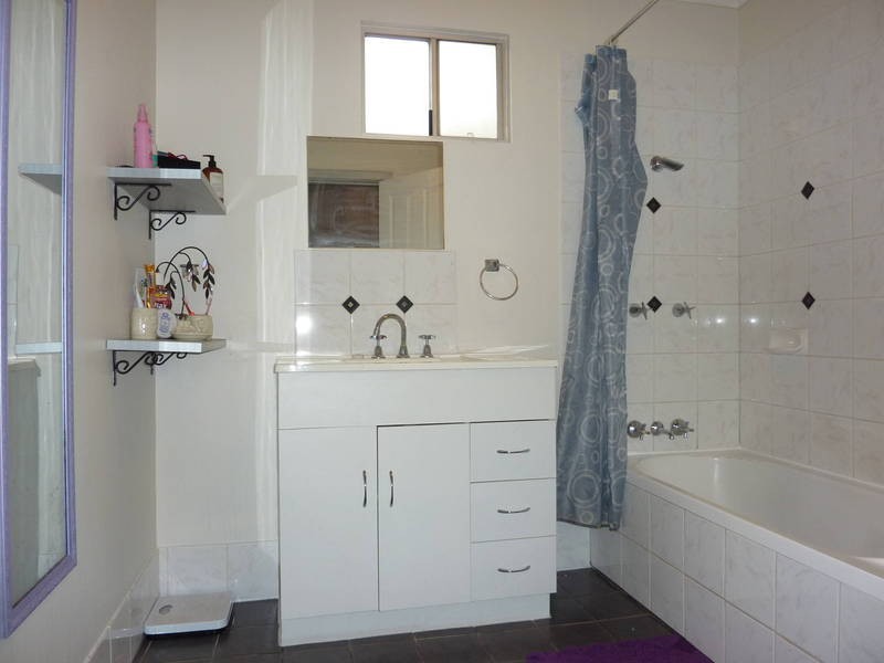 23E Hare St, Mullingar WA 6430