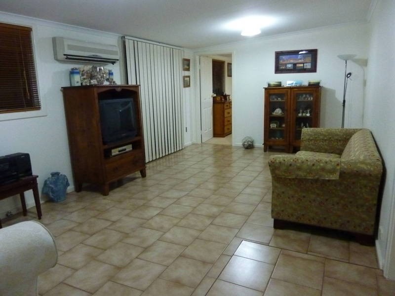 84 Ward St, Lamington WA 6430