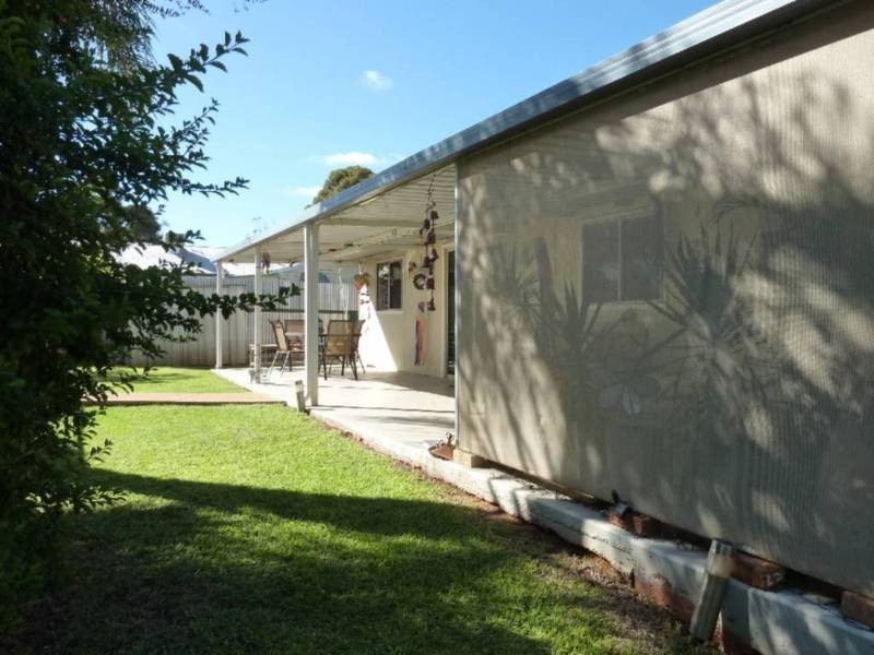 84 Ward St, Lamington WA 6430