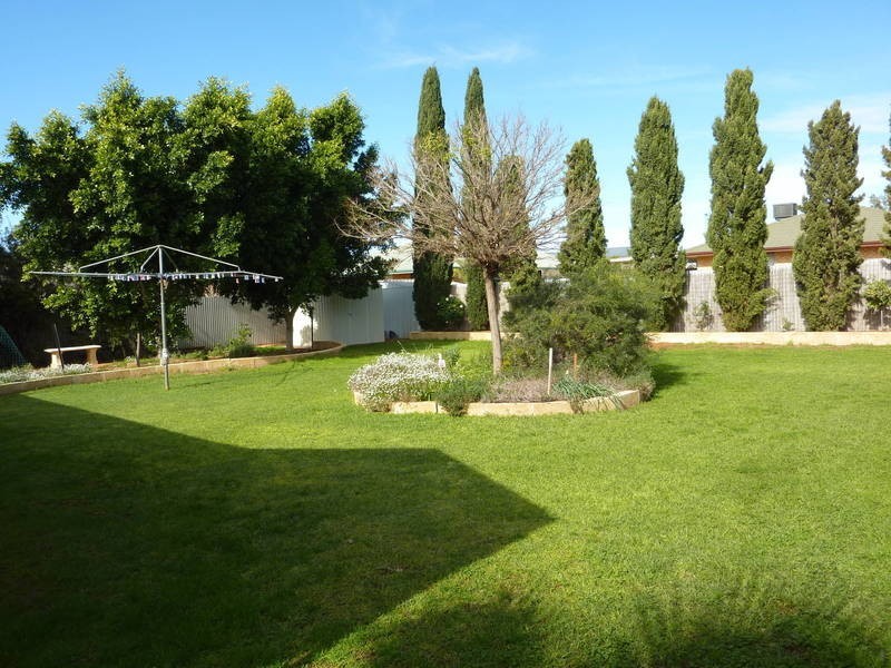 9 Peek St  Somerville, Kalgoorlie WA 6430