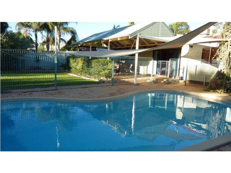 98 Lewis St, Lamington WA 6430