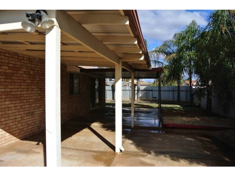 34A Johnston St, Boulder WA 6432