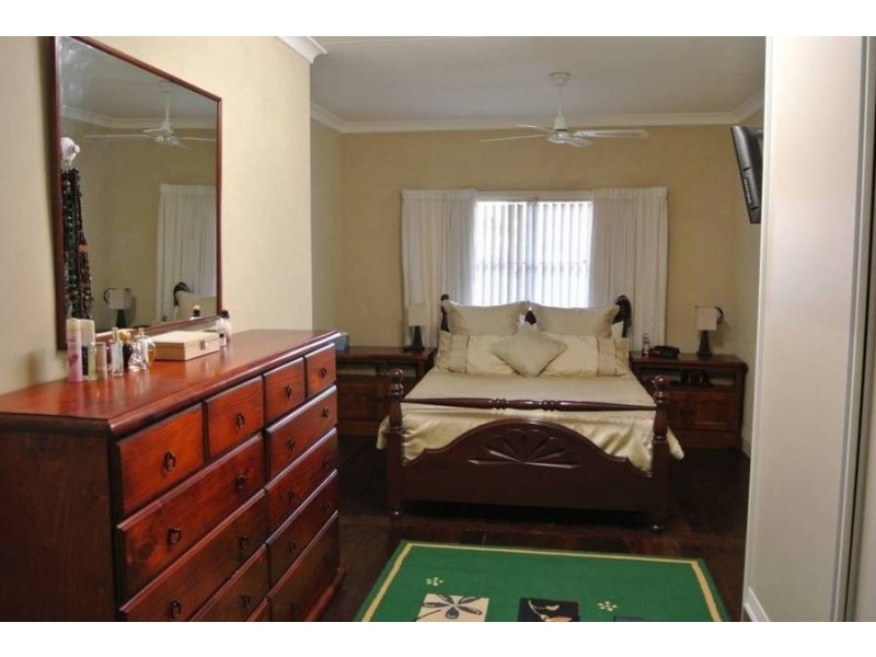 78 Lyall St, Lamington WA 6430