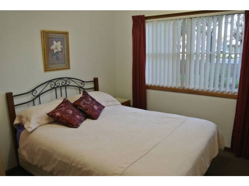 78 Lyall St, Lamington WA 6430