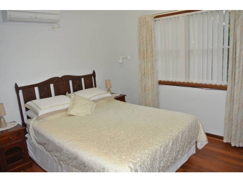 78 Lyall St, Lamington WA 6430