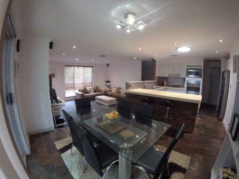 5B Kookynie Close, Hannans WA 6430