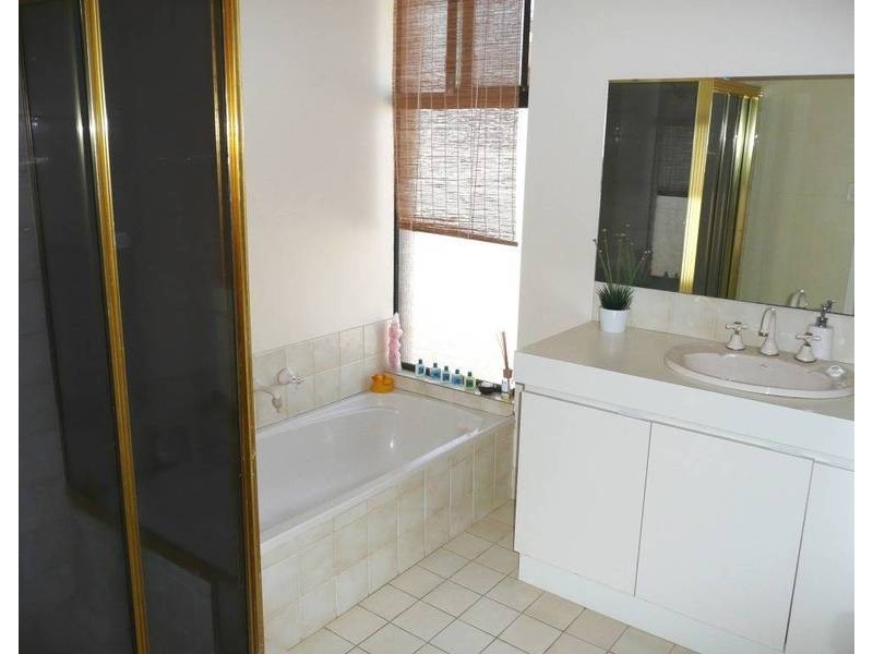 16 Cotter Place, Hannans WA 6430