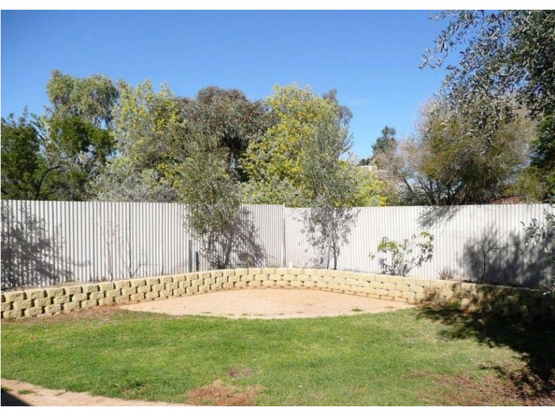 16 Cotter Place, Hannans WA 6430