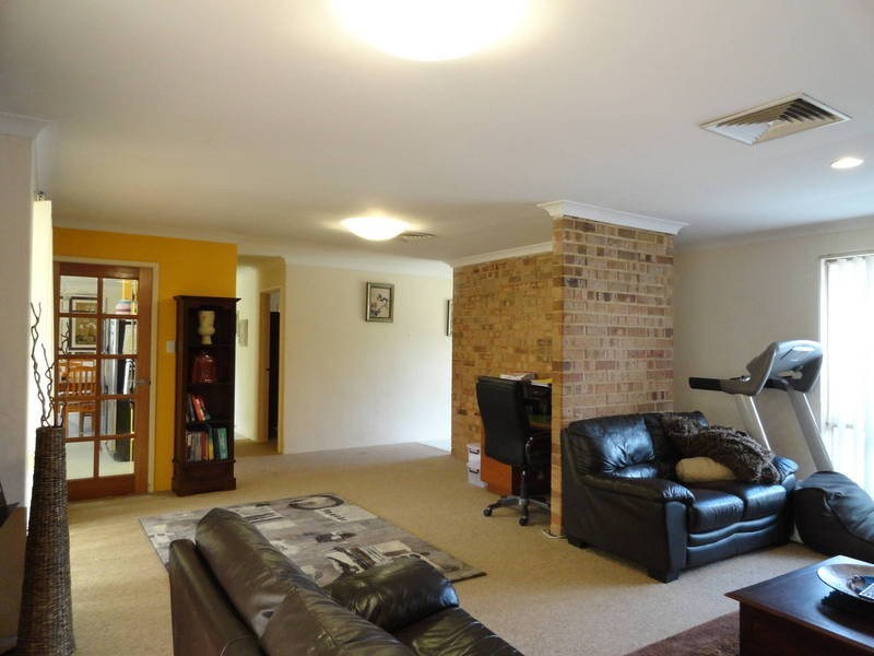 122 Graeme St, Hannans WA 6430