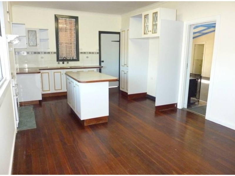 156 Hare St, Lamington WA 6430