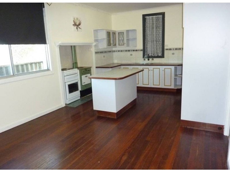 156 Hare St, Lamington WA 6430