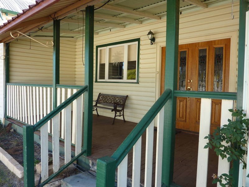 156 Hare St, Lamington WA 6430