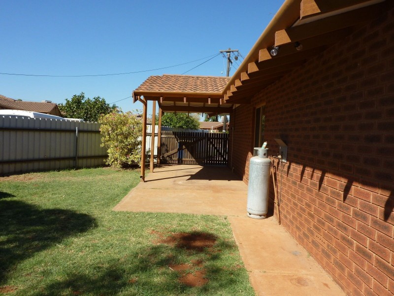18 Shotover Place, South Kalgoorlie WA 6430