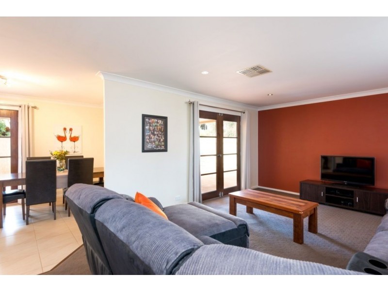 28 Burkett Drive Hannans, Kalgoorlie WA 6430