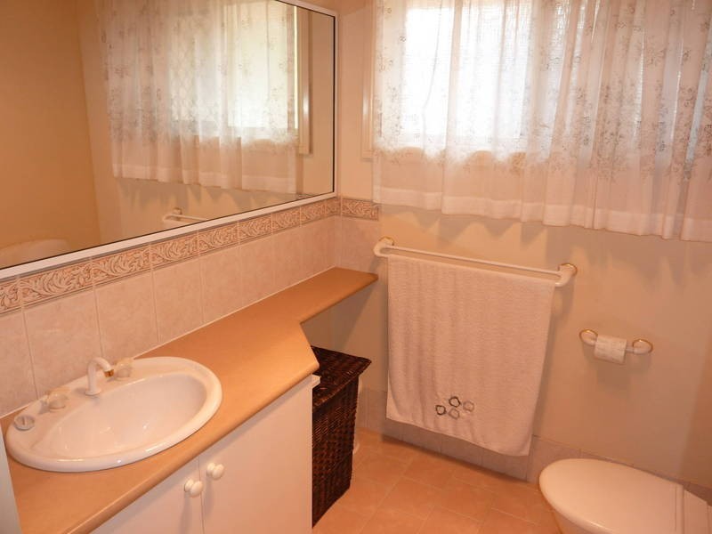 358B Piccadilly St, Lamington WA 6430