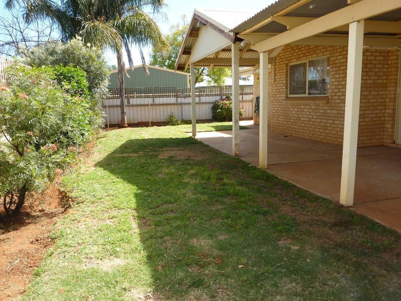 358B Piccadilly St, Lamington WA 6430