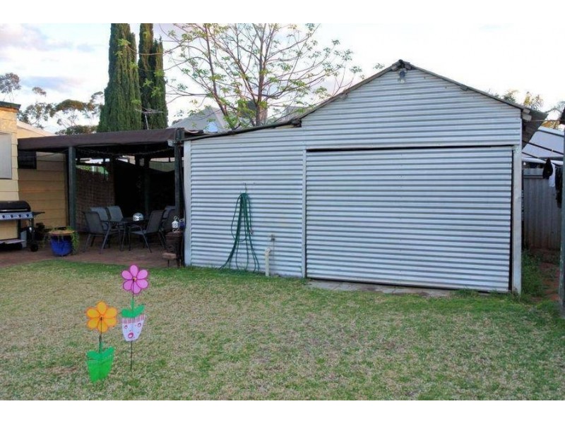 100 Collins St, Lamington WA 6430