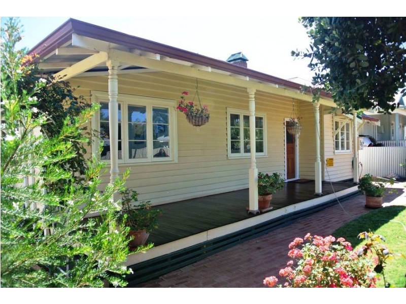 56 Ward Street, Lamington WA 6430