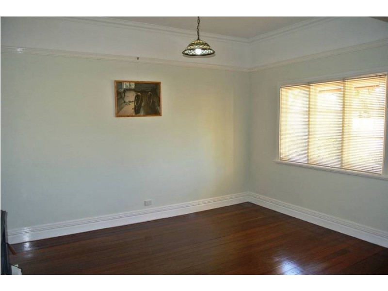 56 Ward Street, Lamington WA 6430