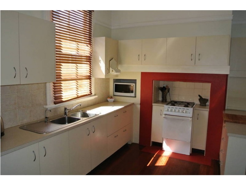 56 Ward Street, Lamington WA 6430