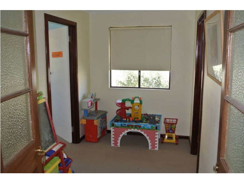 56 Ward Street, Lamington WA 6430