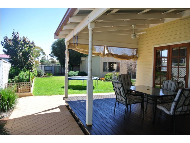 56 Ward Street, Lamington WA 6430