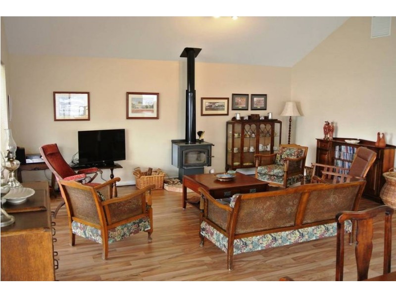 50A Azamor Drive, Boulder WA 6432