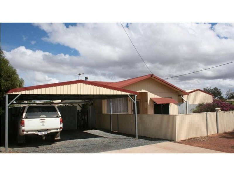 20 North Terrace, Boulder WA 6432