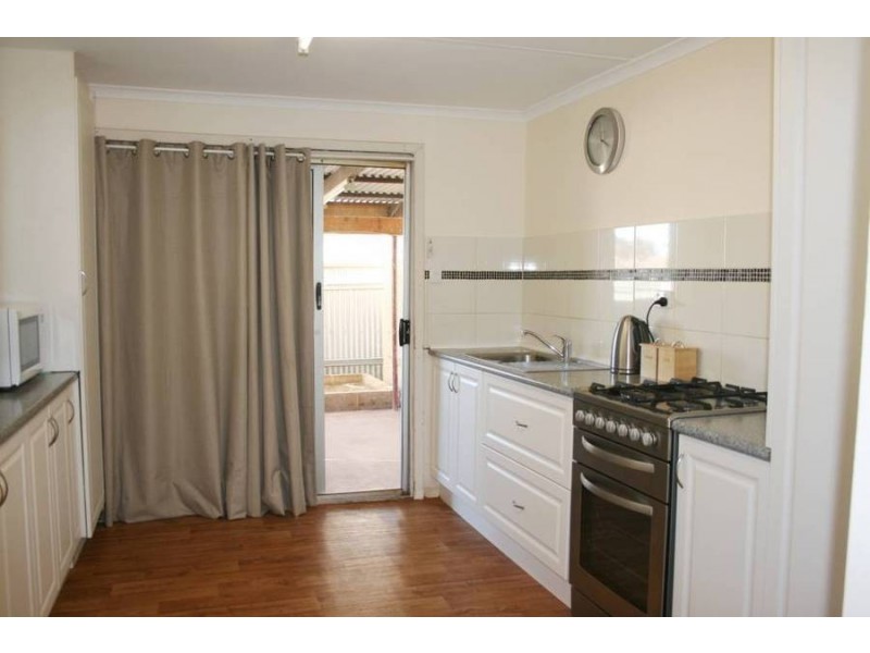 20 North Terrace, Boulder WA 6432