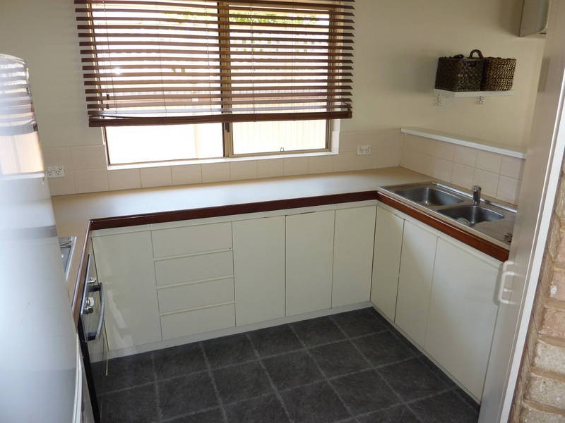 45A Lyall St, Lamington WA 6430