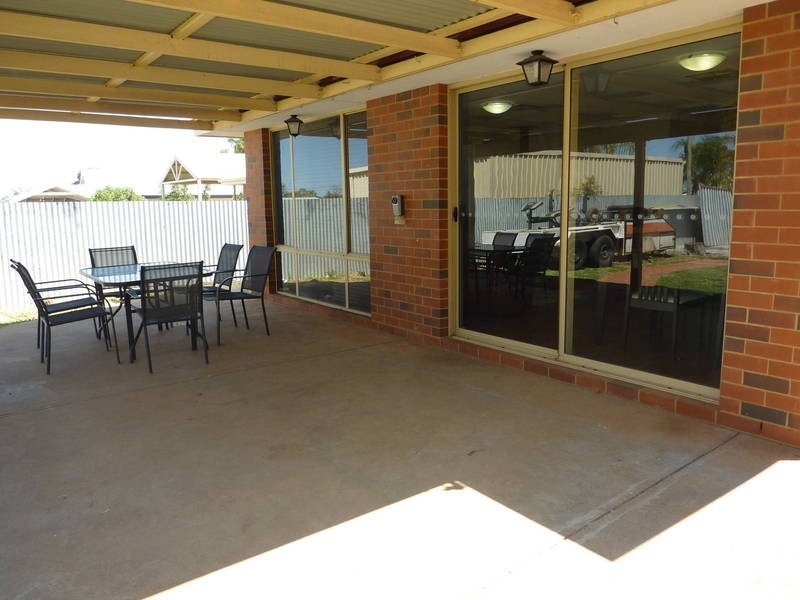 45A Lyall St, Lamington WA 6430