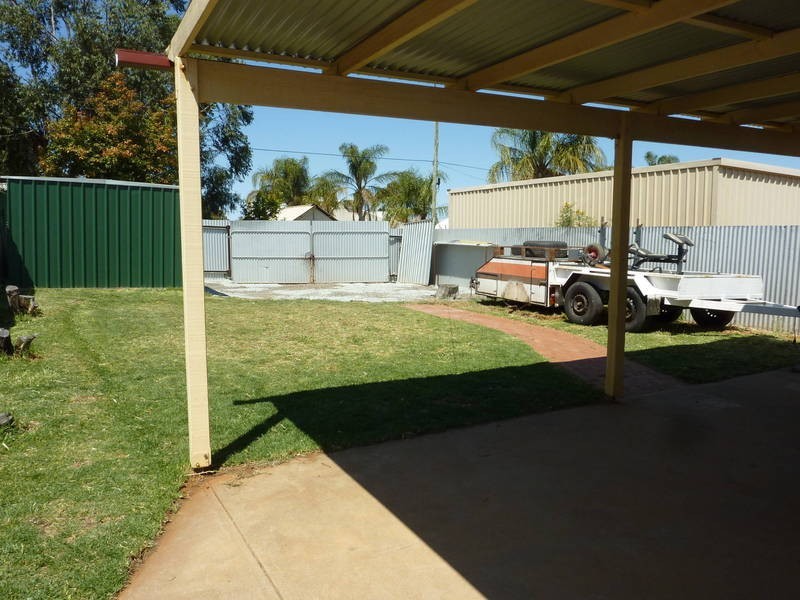 45A Lyall St, Lamington WA 6430