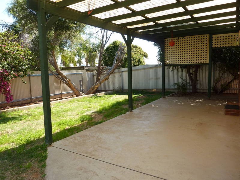 22a Paddington Dr, Hannans WA 6430
