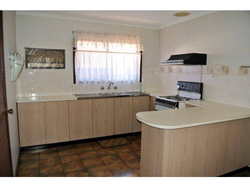 13 Moss St, South Kalgoorlie WA 6430