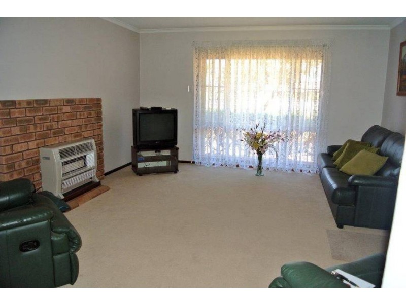 13 Moss St, South Kalgoorlie WA 6430