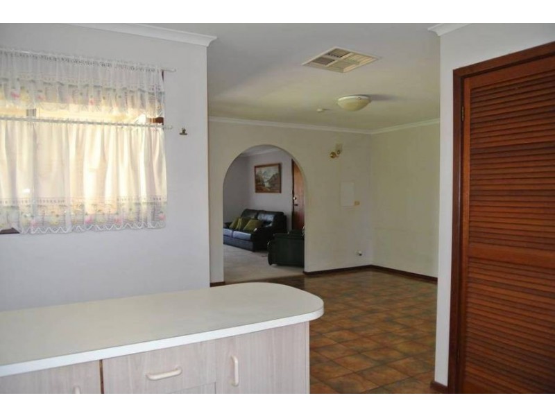 13 Moss St, South Kalgoorlie WA 6430