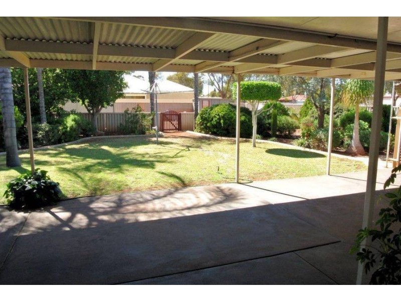 13 Moss St, South Kalgoorlie WA 6430