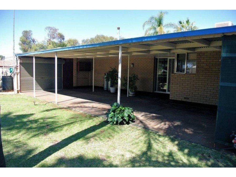 13 Moss St, South Kalgoorlie WA 6430