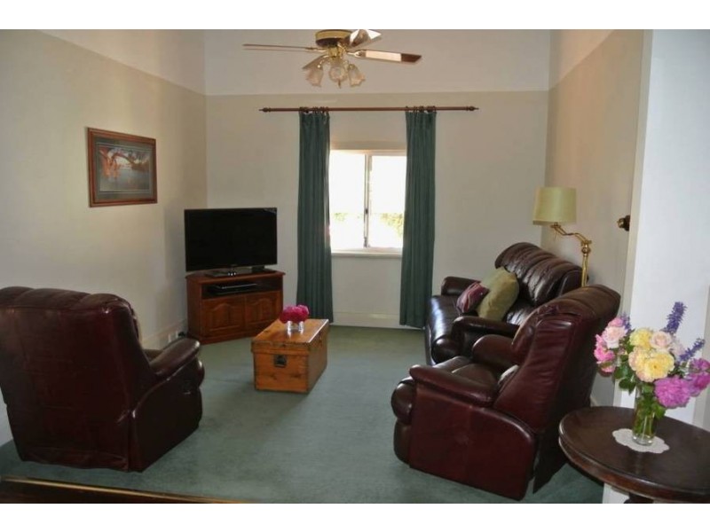 231 Burt St, Boulder WA 6432