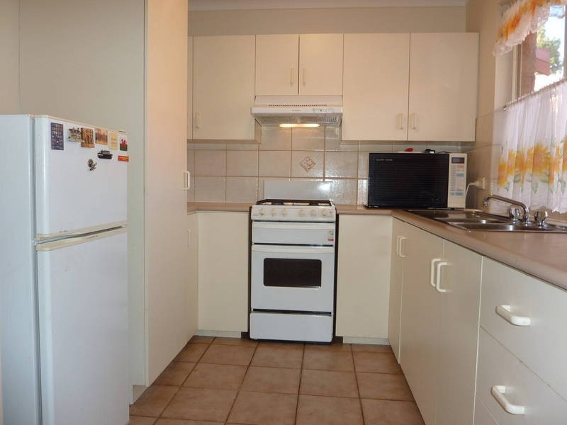 6/128 Burt St, Boulder WA 6432