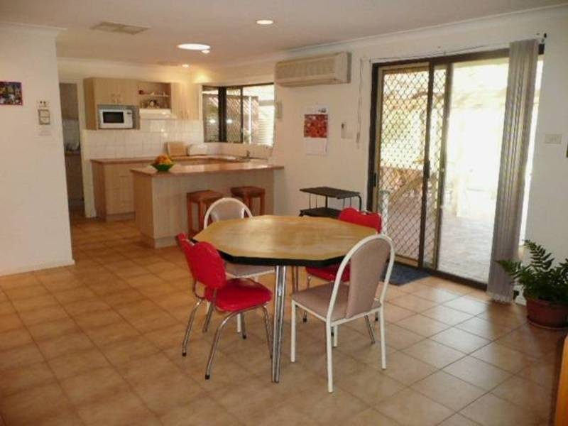 185 Bourke St, West Lamington WA 6430