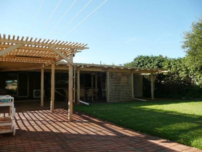 185 Bourke St, West Lamington WA 6430