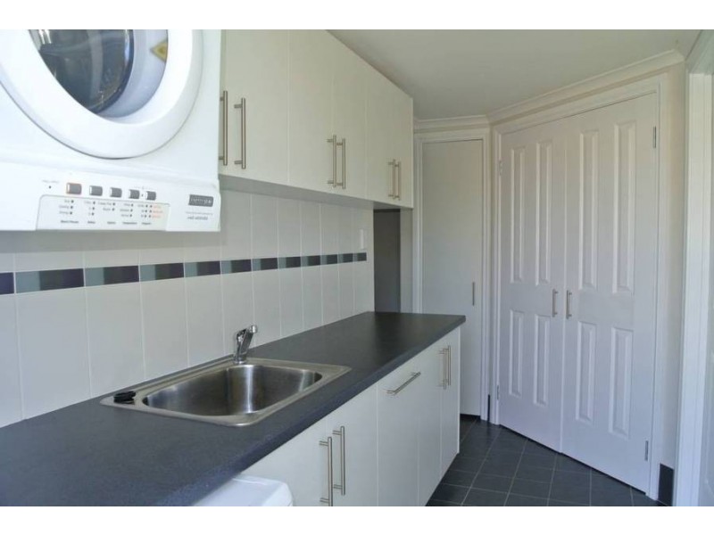 273 Piccadilly St, West Lamington WA 6430