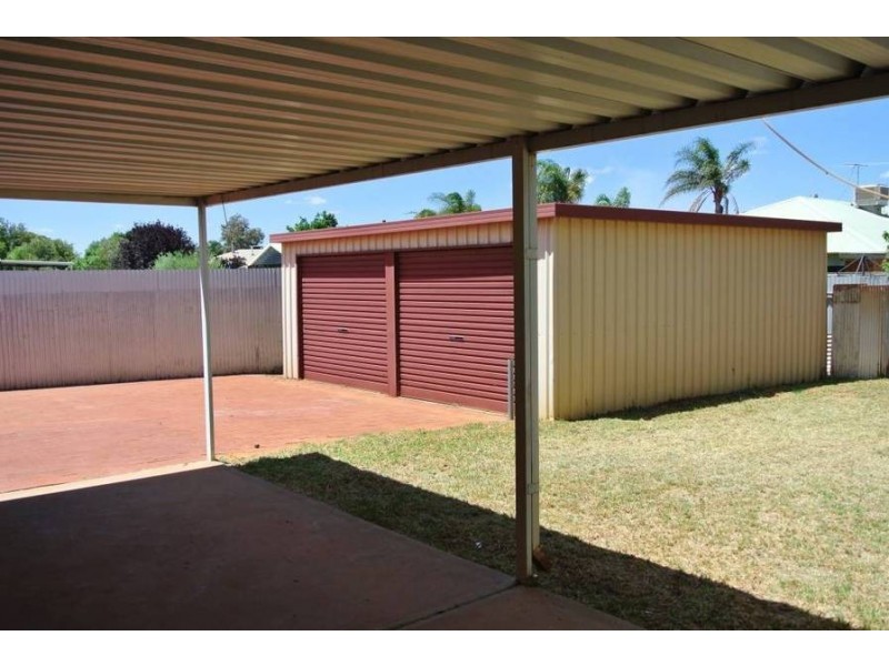 28 Killington Cres, Boulder WA 6432