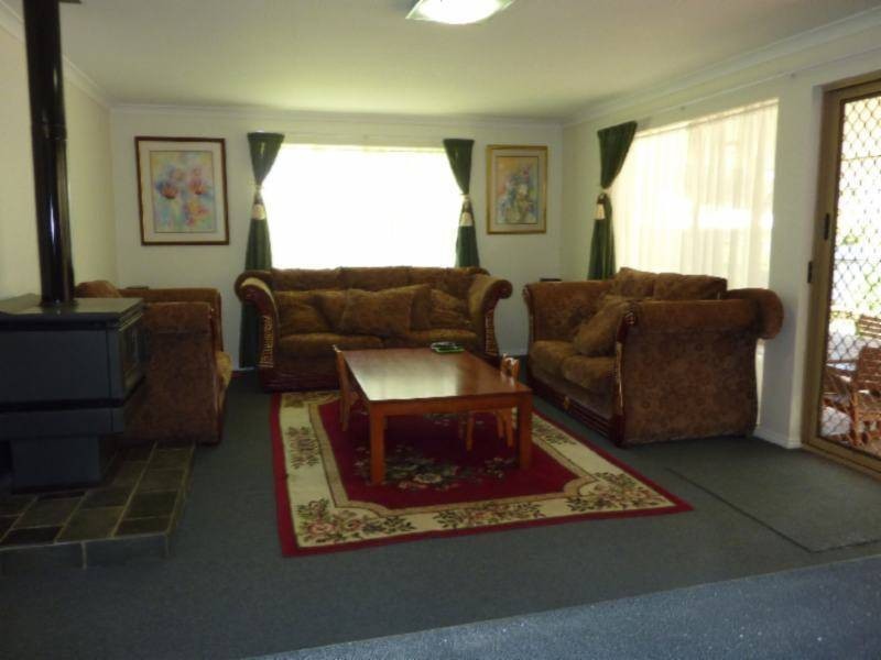 15 Goongarri Way, Hannans WA 6430