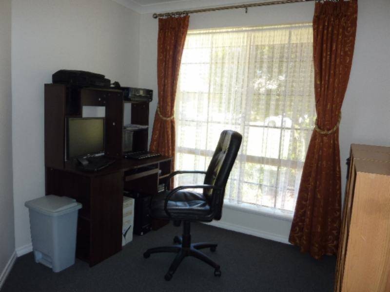 15 Goongarri Way, Hannans WA 6430