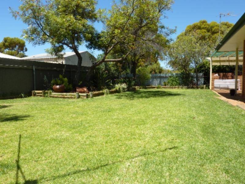 15 Goongarri Way, Hannans WA 6430