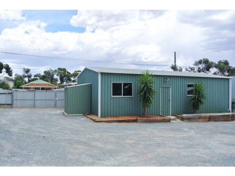 32 Lyall Street, Lamington WA 6430