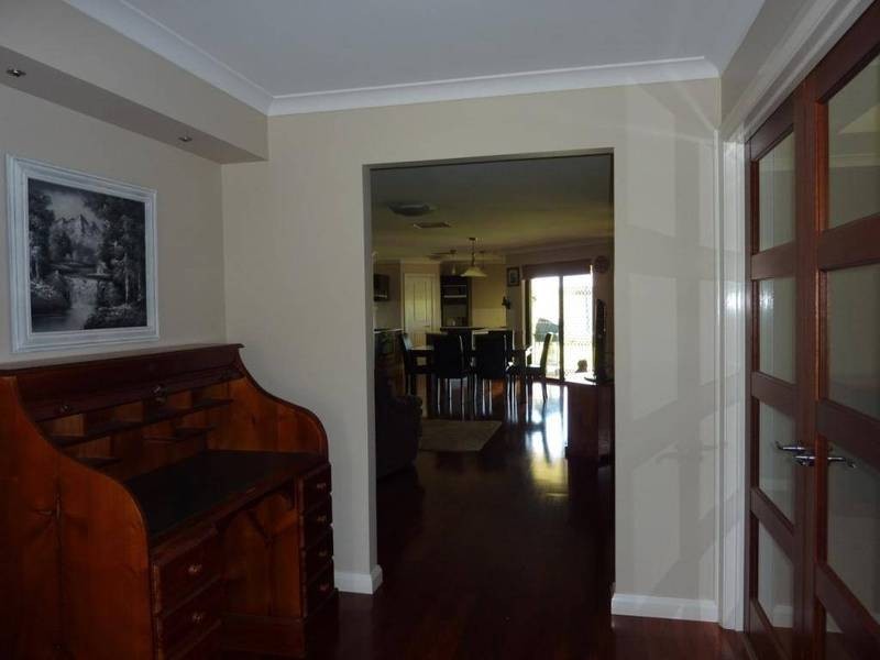 14 Vitali Cres, Somerville WA 6430