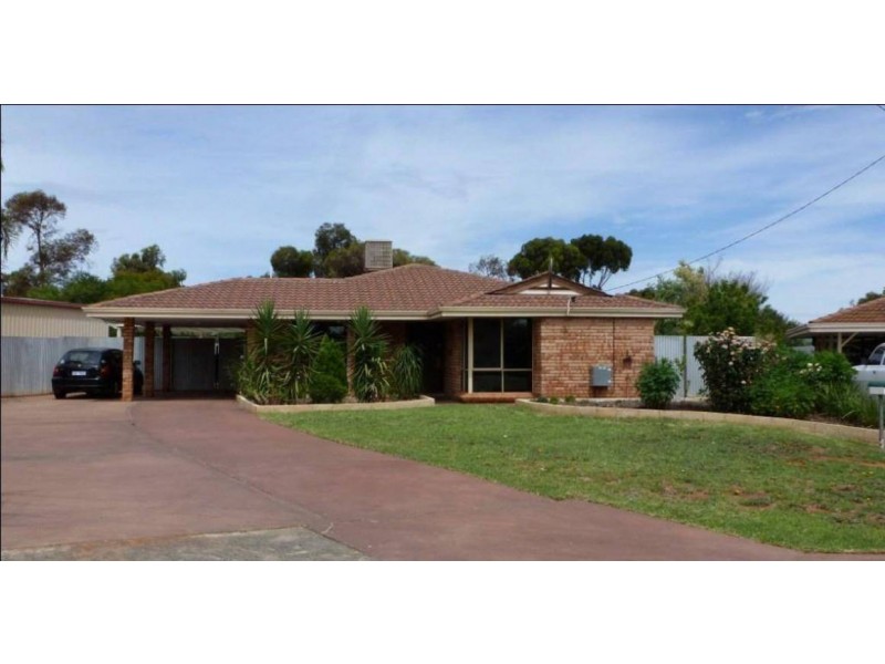 8 Kyle Place, Hannans WA 6430